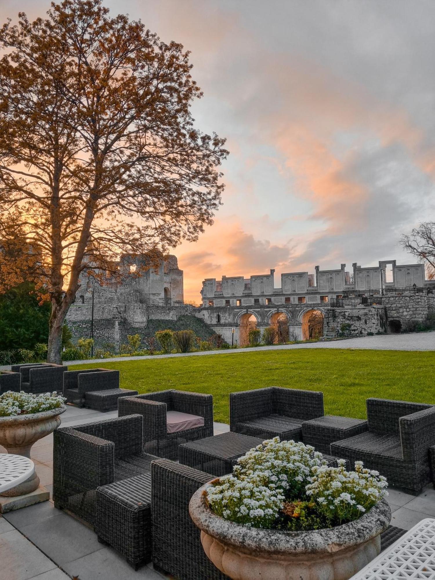 Chateau De Fere Luaran gambar